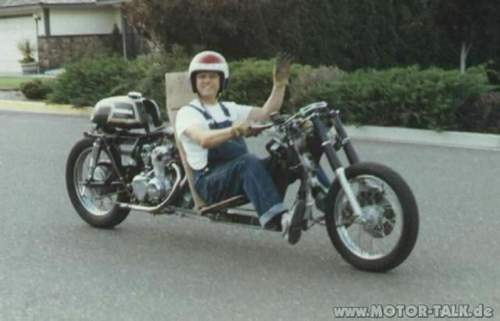 Recumbent-motorcycle