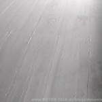 Nein, das ist kein Foto von der Decke sondern die Spiegelung selbiger im Lack :cool: