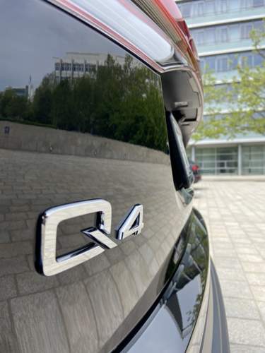 Q4