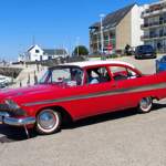 Qiberon Auto Passion 2025, Port Haliguen - Plymouth Belvedere des Baujahres 1957