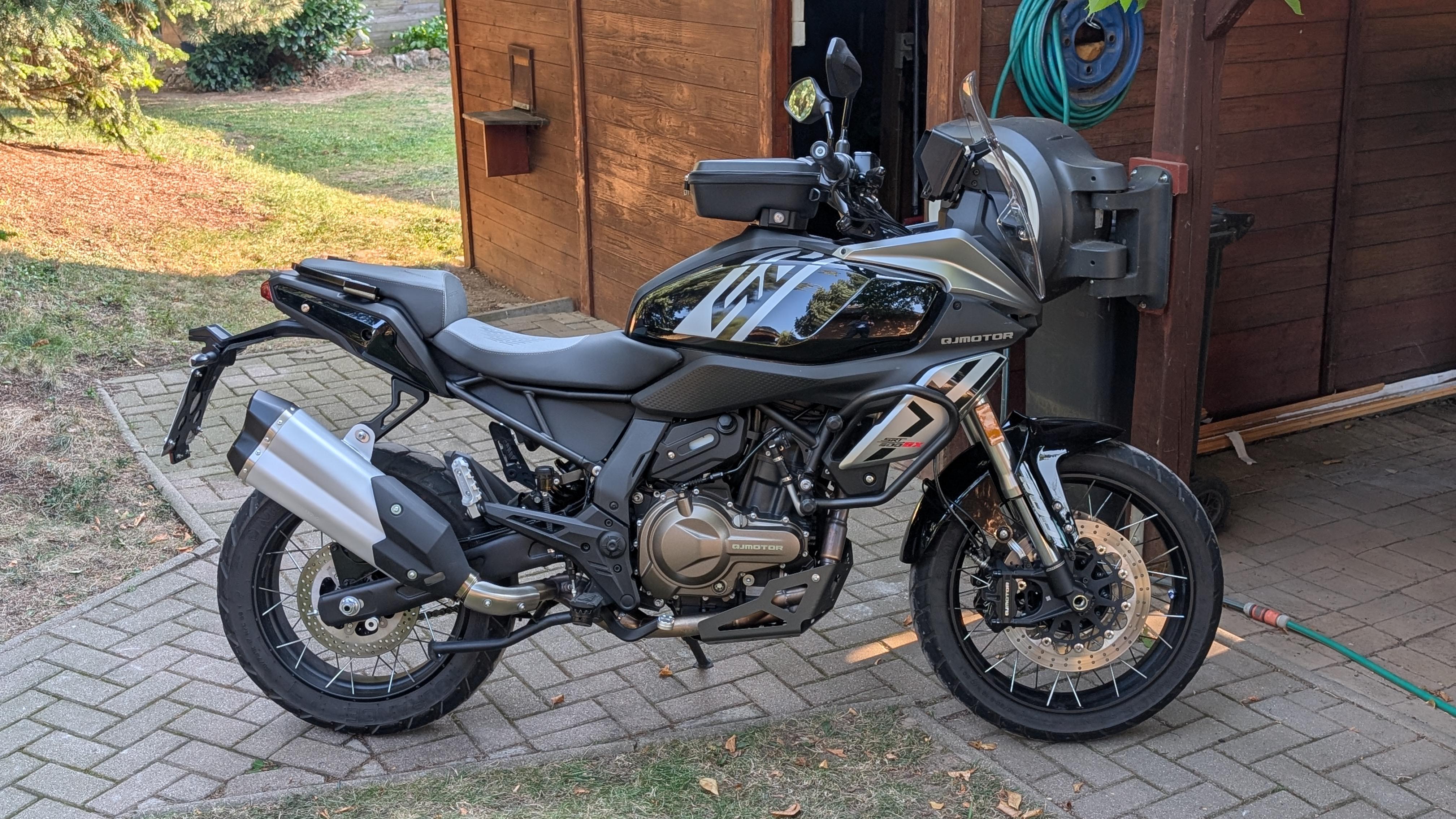 QJ Motor SRT 600 SX