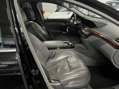 W 221