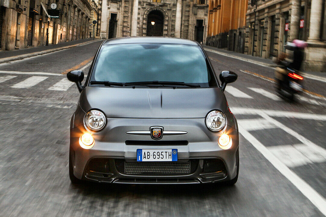 Abarth 695 Biposto