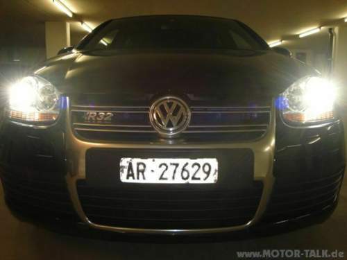 R32