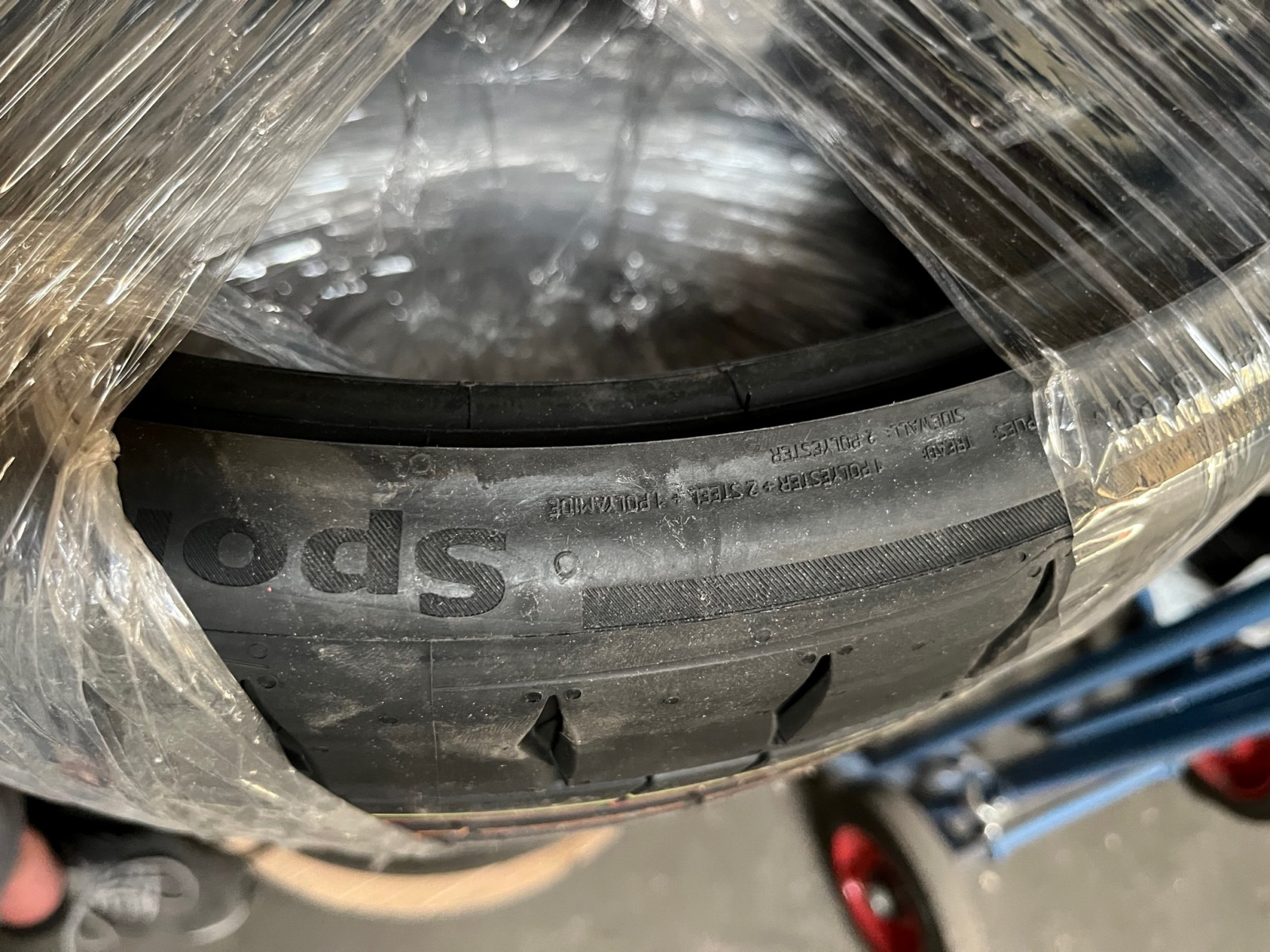 R8 4S sehr wackelig bei hohem Tempo. Neues Fahrwerk?