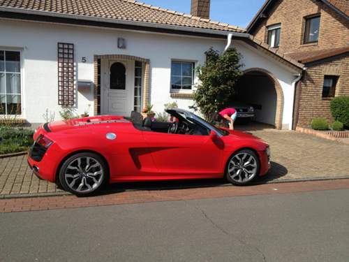 Audi-r8-spyder-home-03