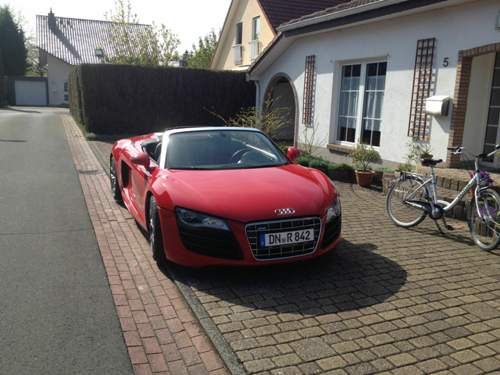 Audi-r8-spyder-home-01