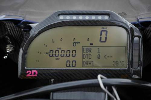 Genau das Richtige für den Hobby-Racer: Das Display informiert den Fahrer unter anderem über die beste Rundenzeit