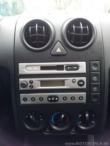 Supporto Radio Doppio DIN Per Ford Fiesta E Fusion (2002-2005) – Alloggiamento Autoradio Nero Con Vanetto