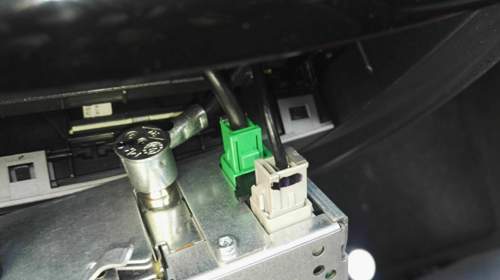 Autoradio-anschluesse-1