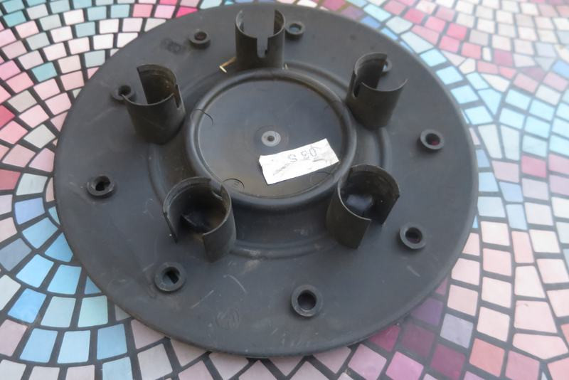 Radnabenabdeckungen ab 11/2007 für Caddy Kasten 15"und 16"