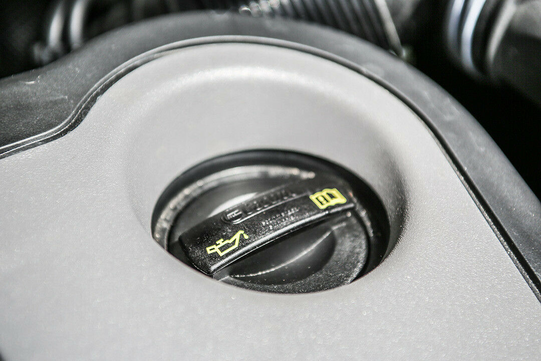 Ist genügend Öl im Motor?