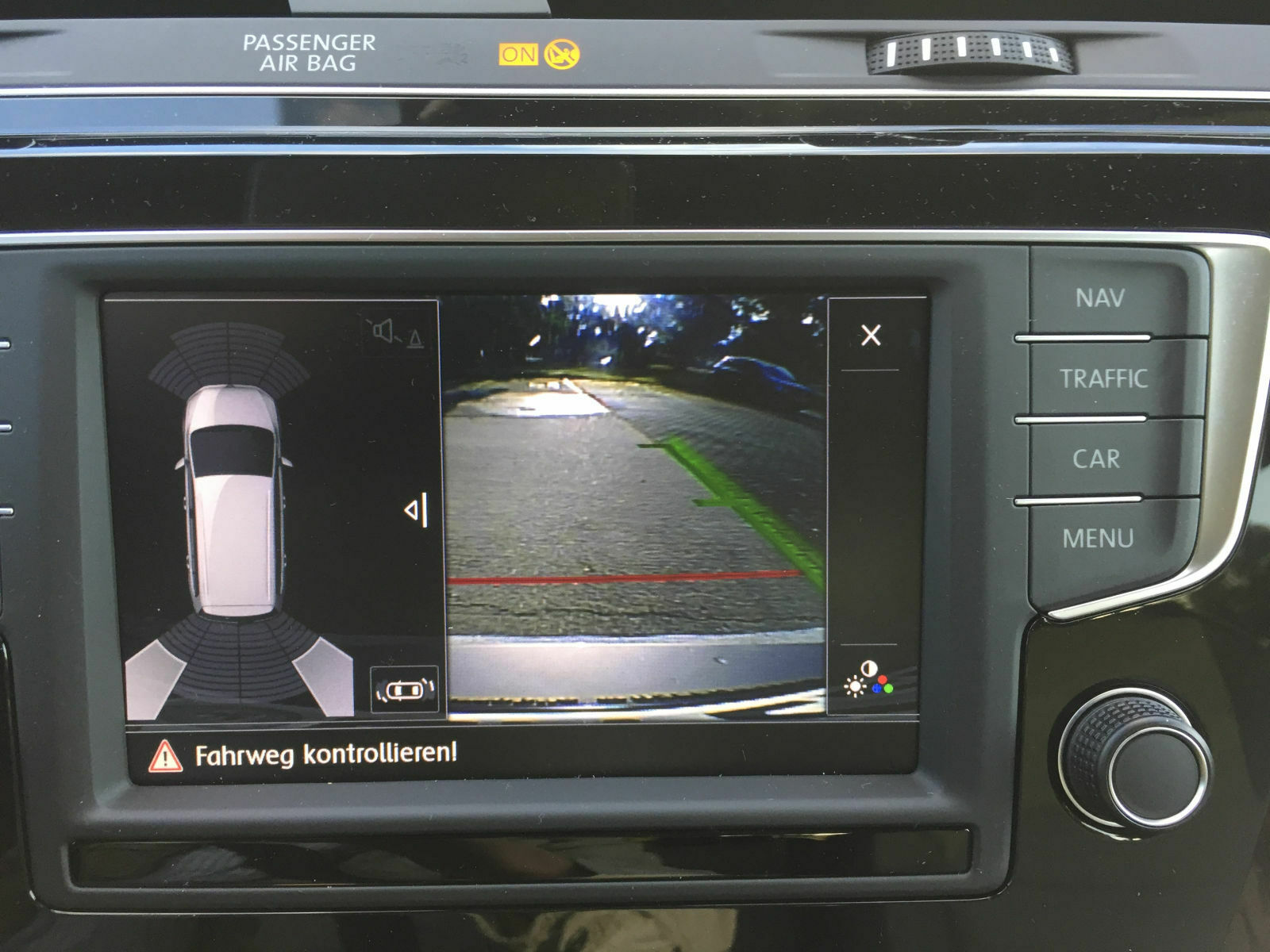 Rear View -> gelbe Linien?