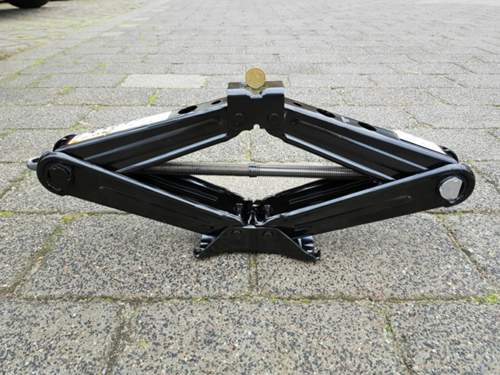 Wagenheber 1.jpg