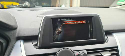 Zentraldisplay 1