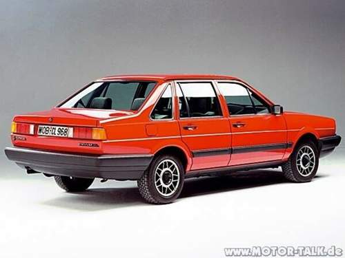 1980-bis-1987-lief-diese-passat-reihe-vom-band-zum-schraegheck-gab-es-nun-auch-eine-limousine-die-zunaechst-santana-spaeter-dann-passat-stufenheck-hiess-foto-volkswagen