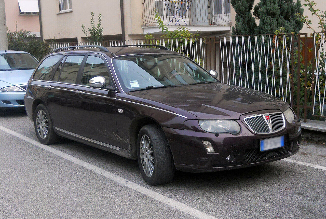Schmuckes Interieur, doch vergleichsweise geringer Laderaum: Der Rover 75 Tourer von 2001. Von MG stammte der Zwilling ZT-T