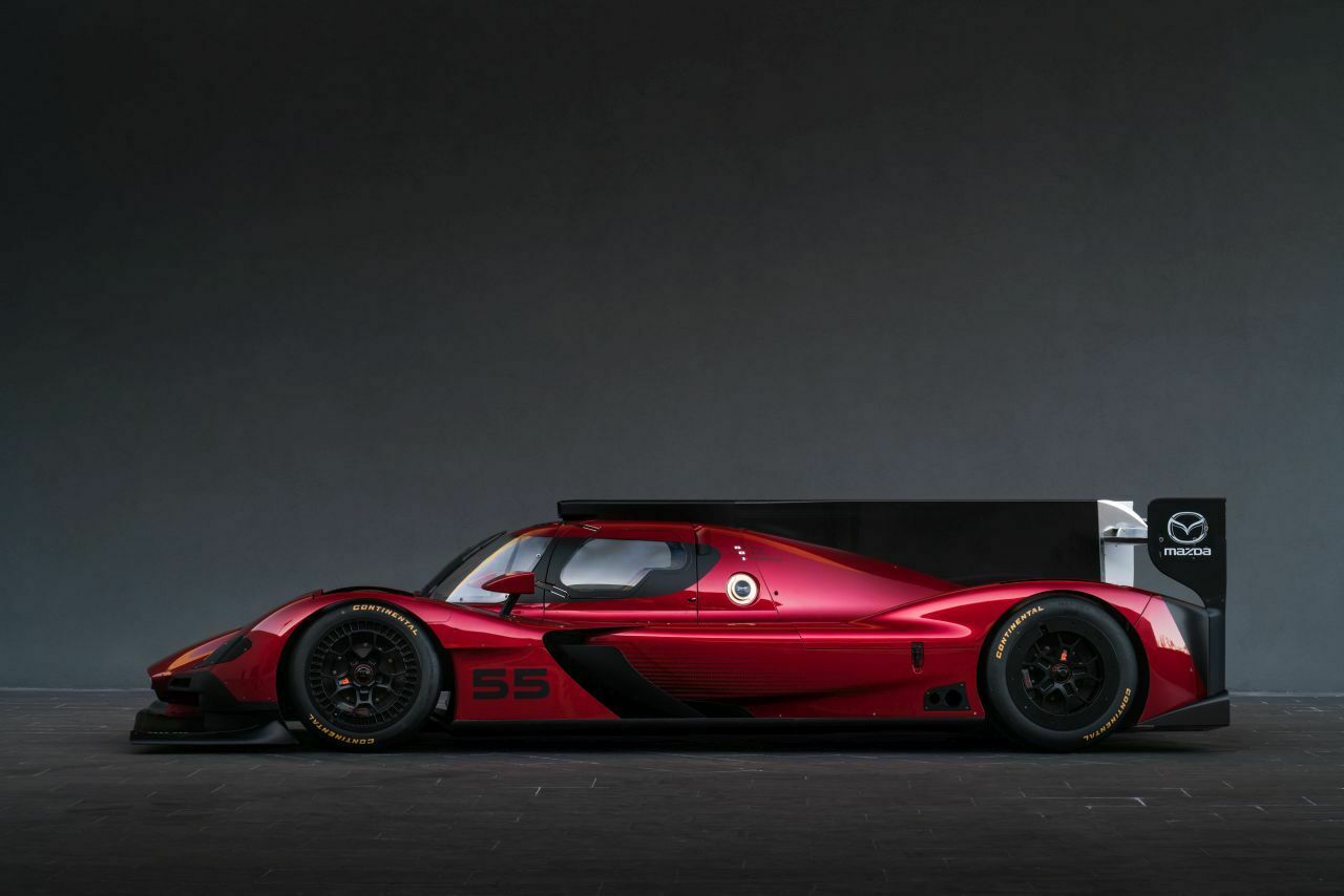 Mazda RT24-P: Seitenansicht