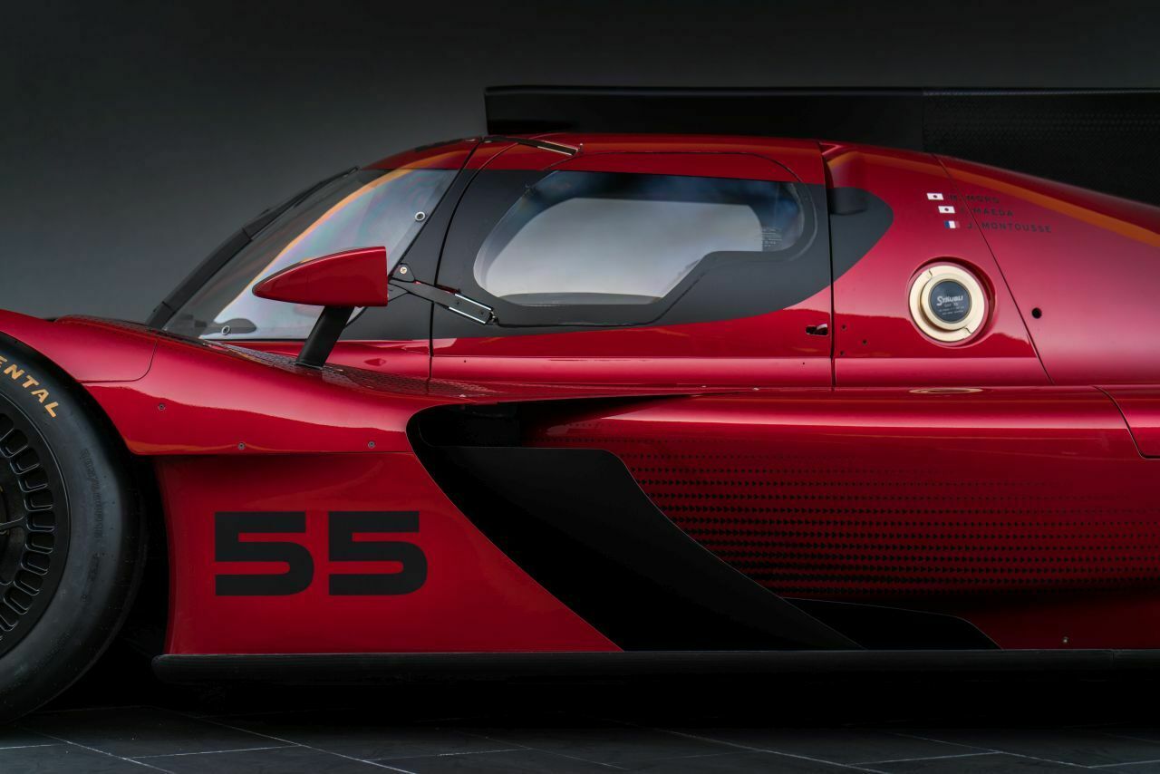 Mazda RT24-P: Greenhouse