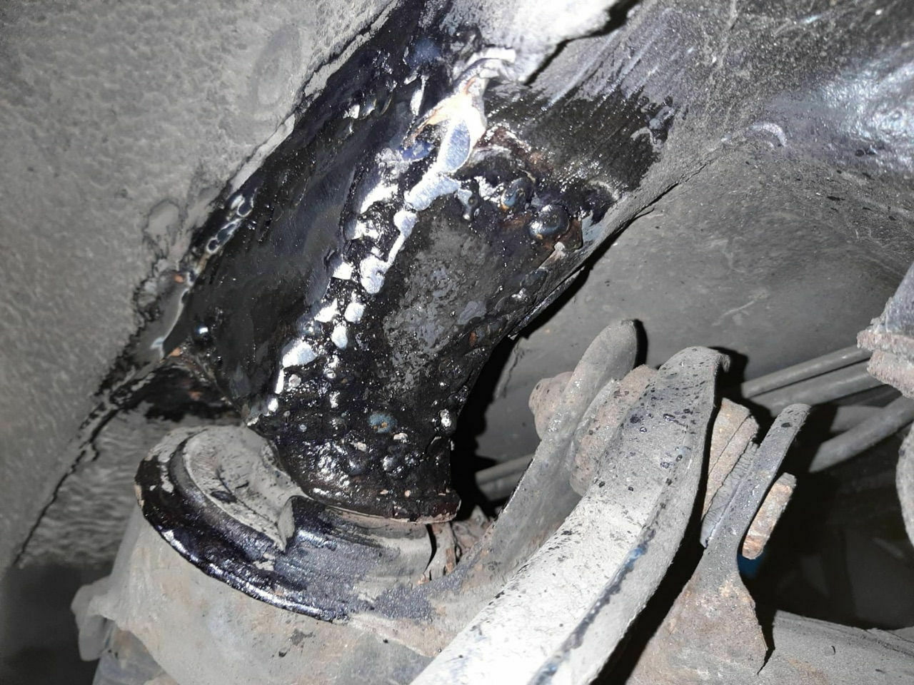 Reparatur der MB 280 TE Radaufhängung?