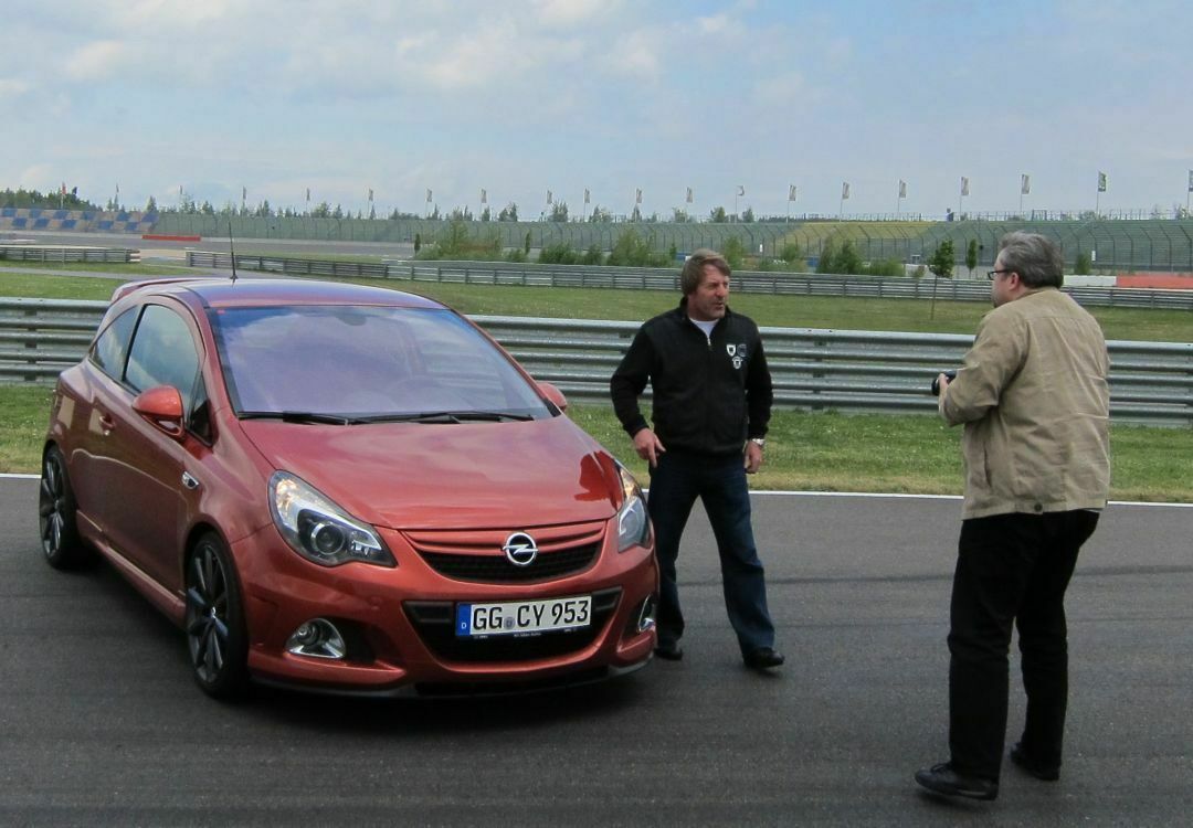 Joachim Winkelhock und Opel Corsa