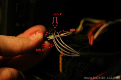Entsprechende pins