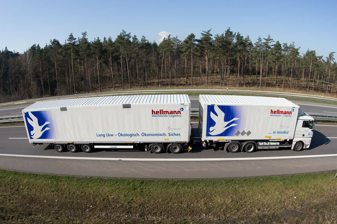 Von der Schiene auf die Straße - Gegner fürchten, dass das Verkehrsaufkommen durch die Lang-Lkw noch steigen könnte