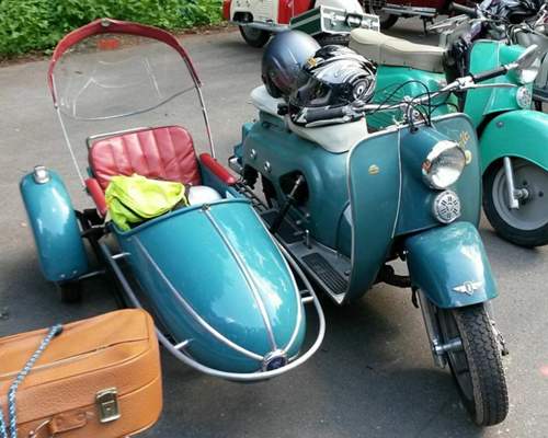 Beiwagen türkis