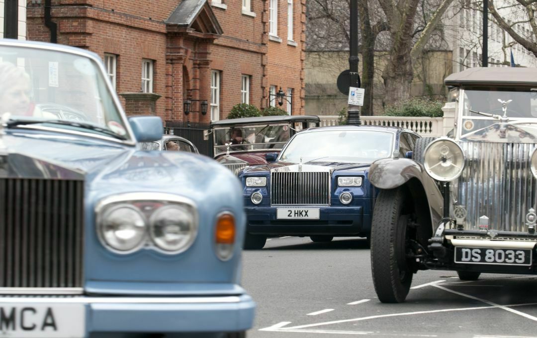 Rolls-Royce: Parade zum Einhundertsten von “Emily”