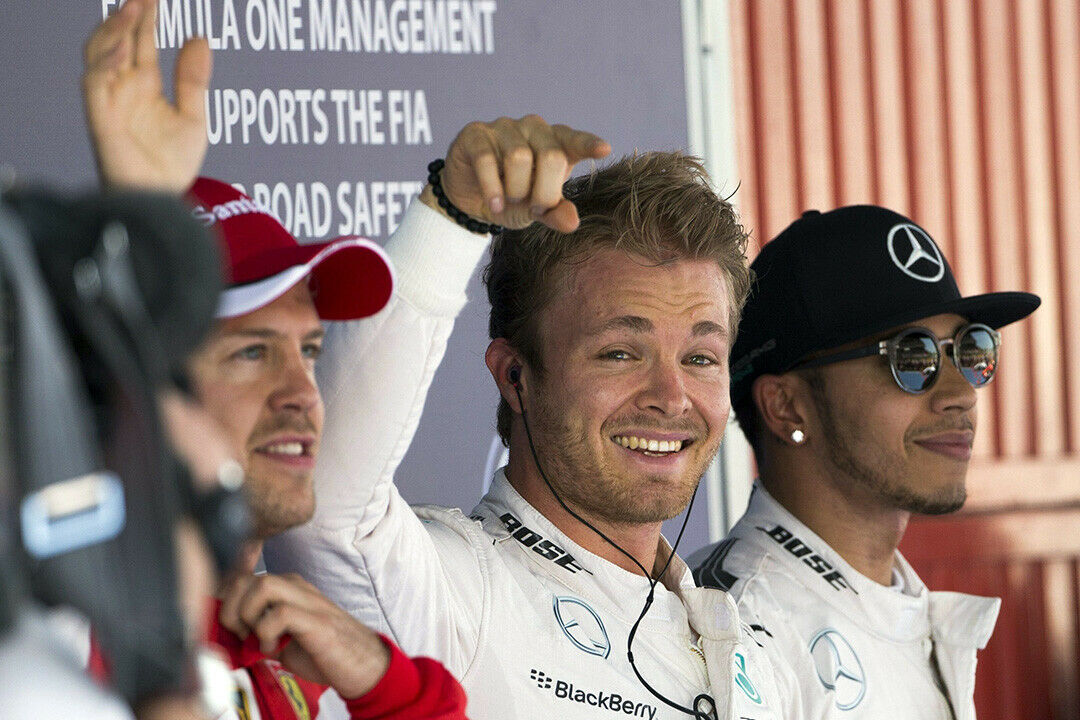 Nico Rosberg holt Pole und Sieg beim Brasilien-GP. Ganz nebenbei wird er Vize-Weltmeister hinter Teamkollege Lewis Hamilton