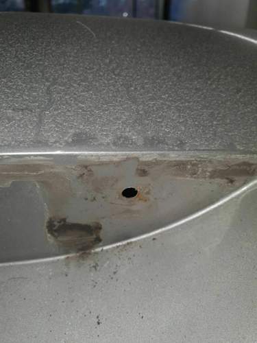 Rost S211 Rückwandtür Schrauben
