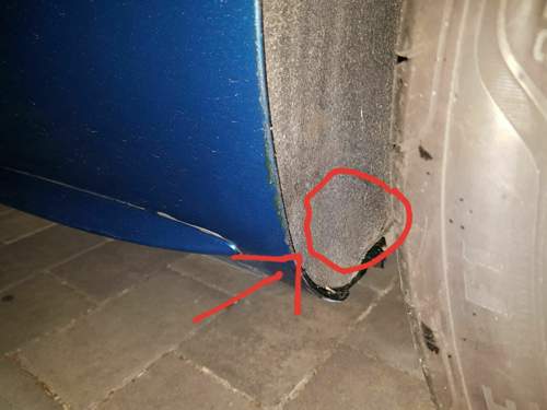 Hinter dieser Abdeckung