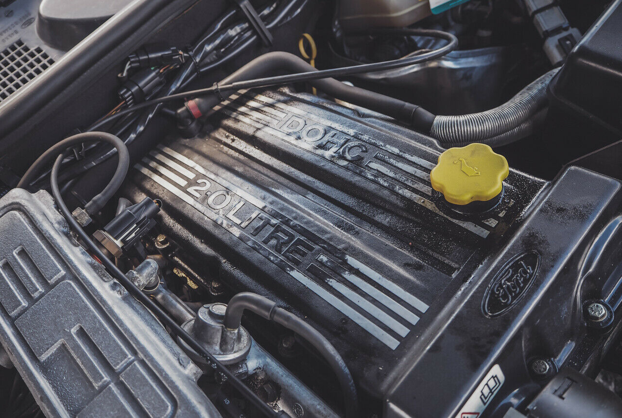 Der DOHC-Zweiliter ist drehfreudig und macht viel Spaß. Wenn man ihn im Scorpio unter der Haube hat, ist ein Sechszylinder eigentlich verzichtbar