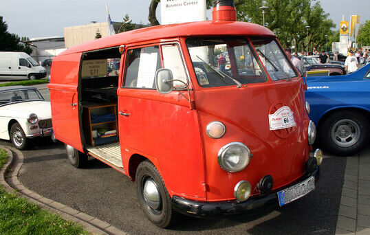 Rot gesehen: VW T1 Feuerwehr-Kasten
