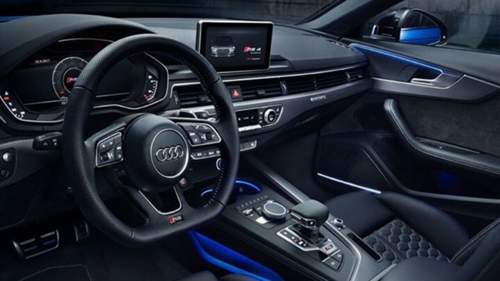 Innen RS4.jpg