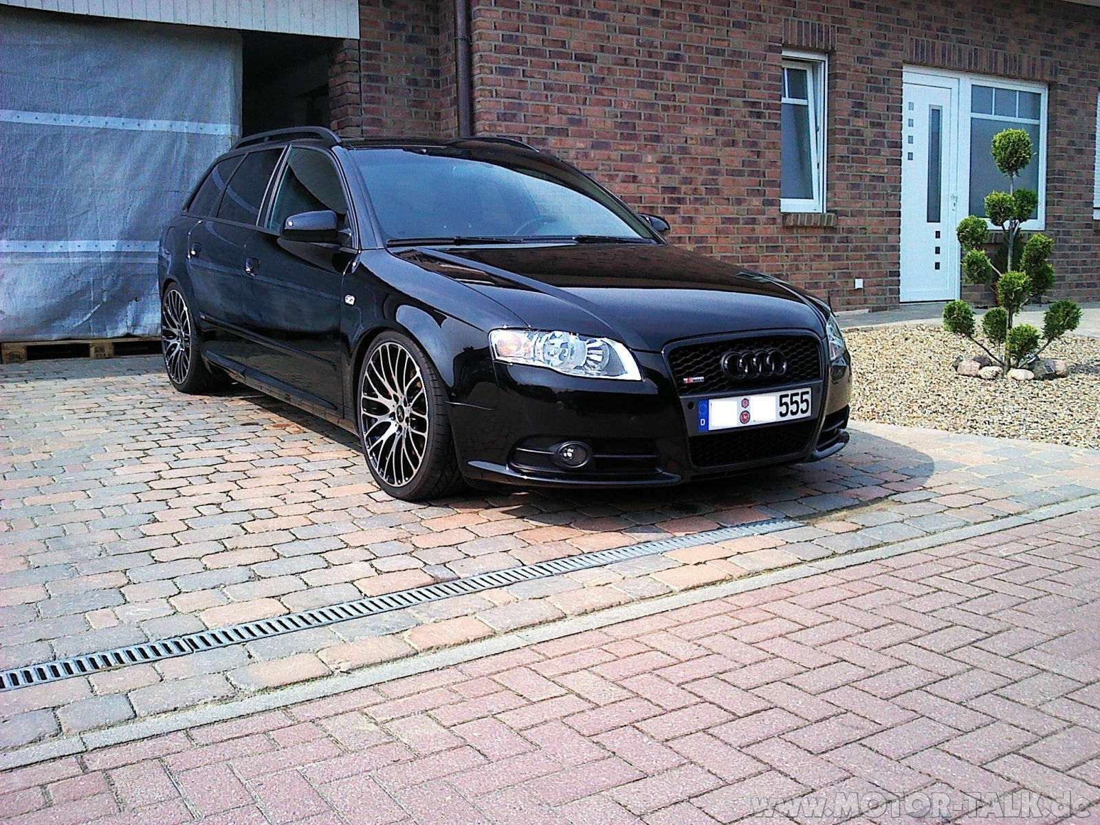 Rs4 Gitter hinter den NSW beim A4 Avant S-line