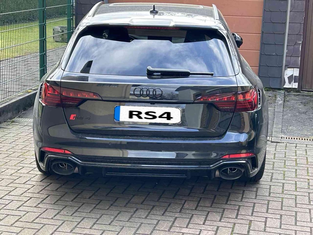 RS4