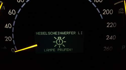 Nebelscheinwerfer links