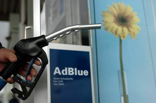 Diverse deutsche Hersteller haben offenbar bei der Abgasreinigung getrickst. Jetzt müssen sie Diesel-Fahrzeuge zurückrufen