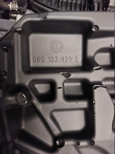 Motorabdeckung