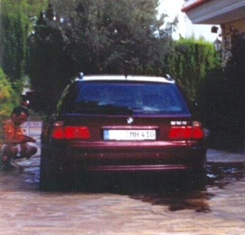 528itouring01-2001-03-2011