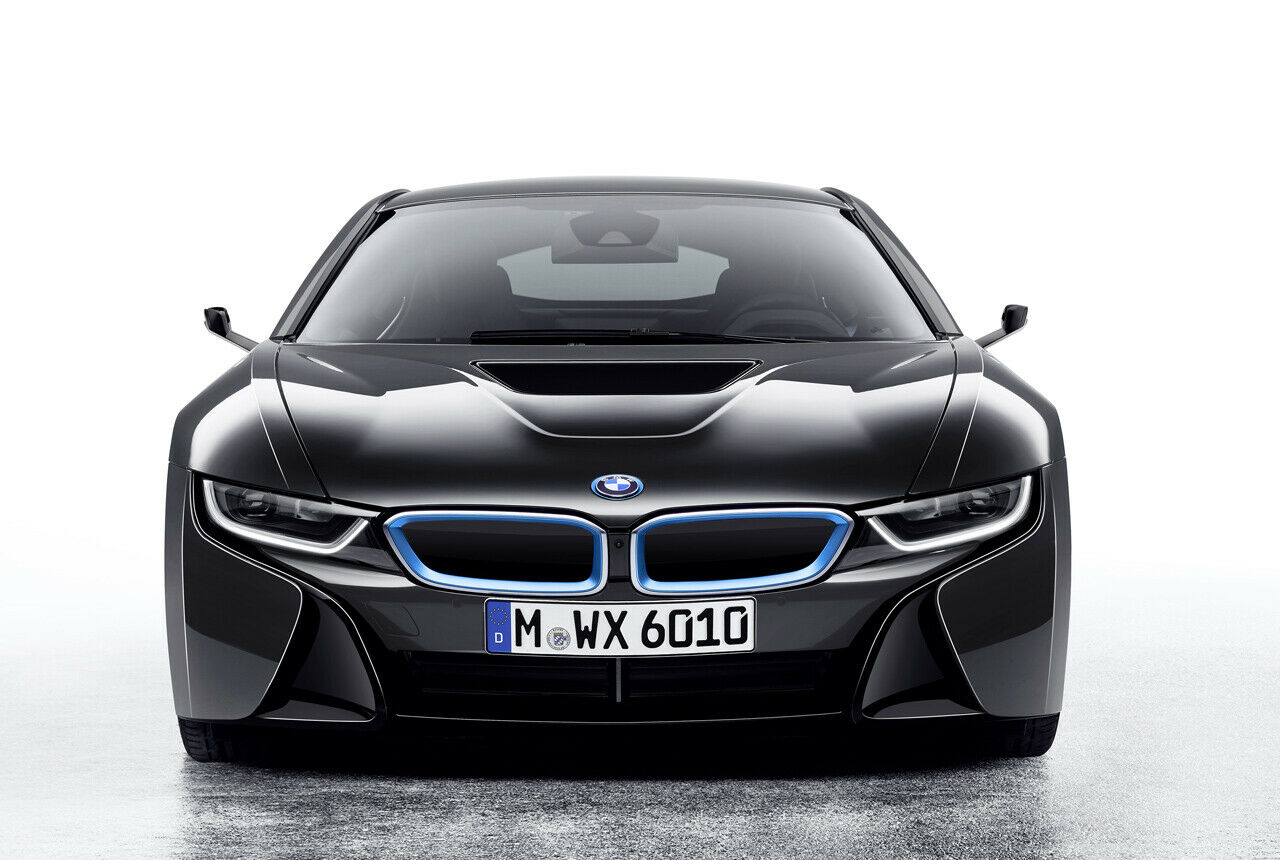 Laut Entwicklern dürfte es noch drei bis fünf Jahre dauern, bis digitale Spiegel wie beim BMW i8 Mirrorless großflächig eingesetzt werden