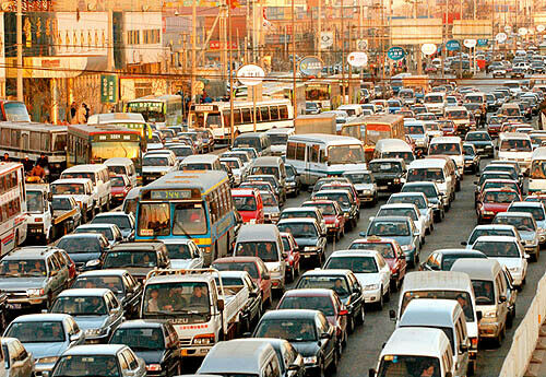 Rush Hour und Stau gibt es woanders auch....