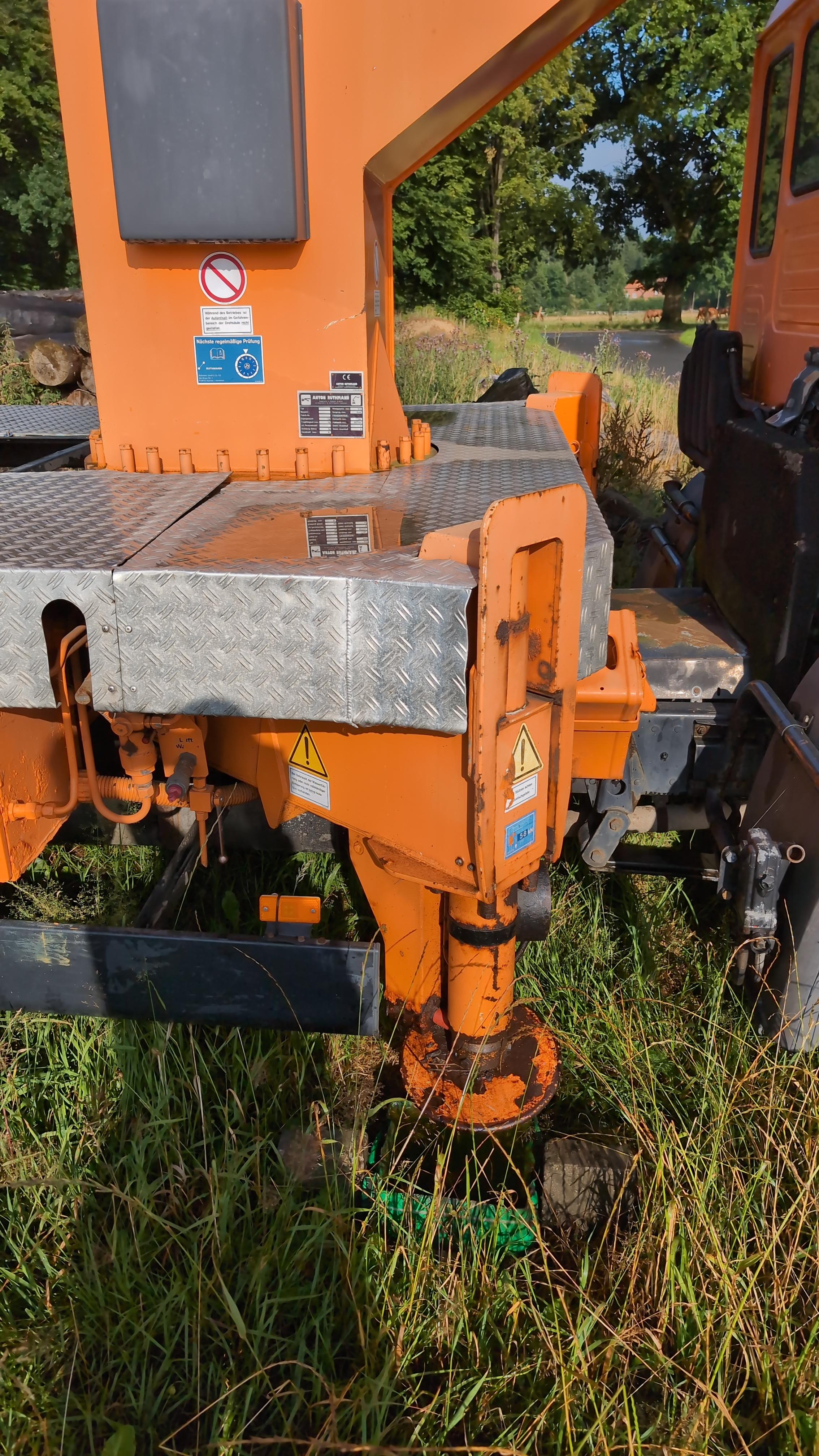 Ruthmann Hubsteiger, Stütze verliert Hydrauliköl