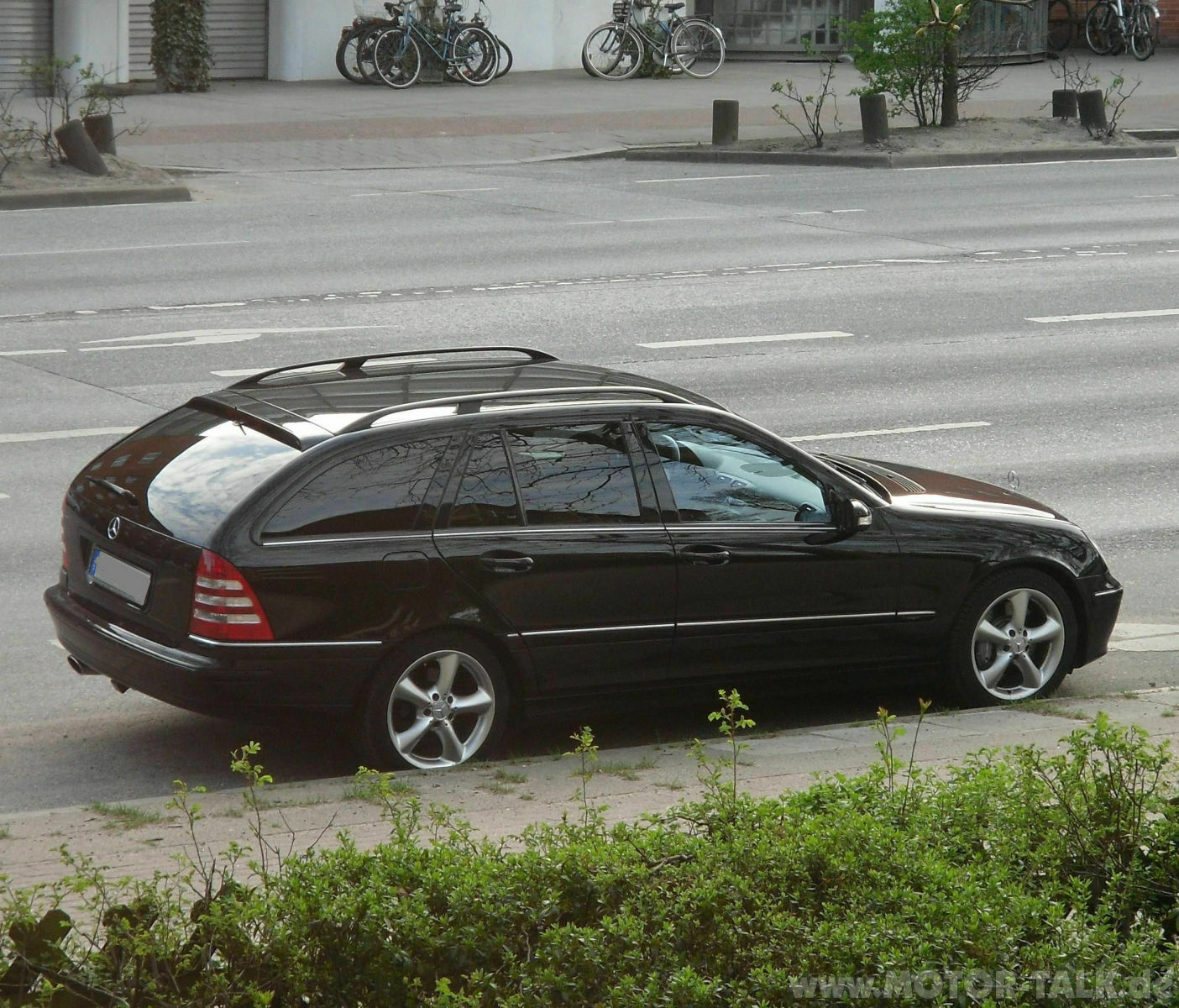 S203 180 Kompressor,02.06, im Kaltlauf lauter