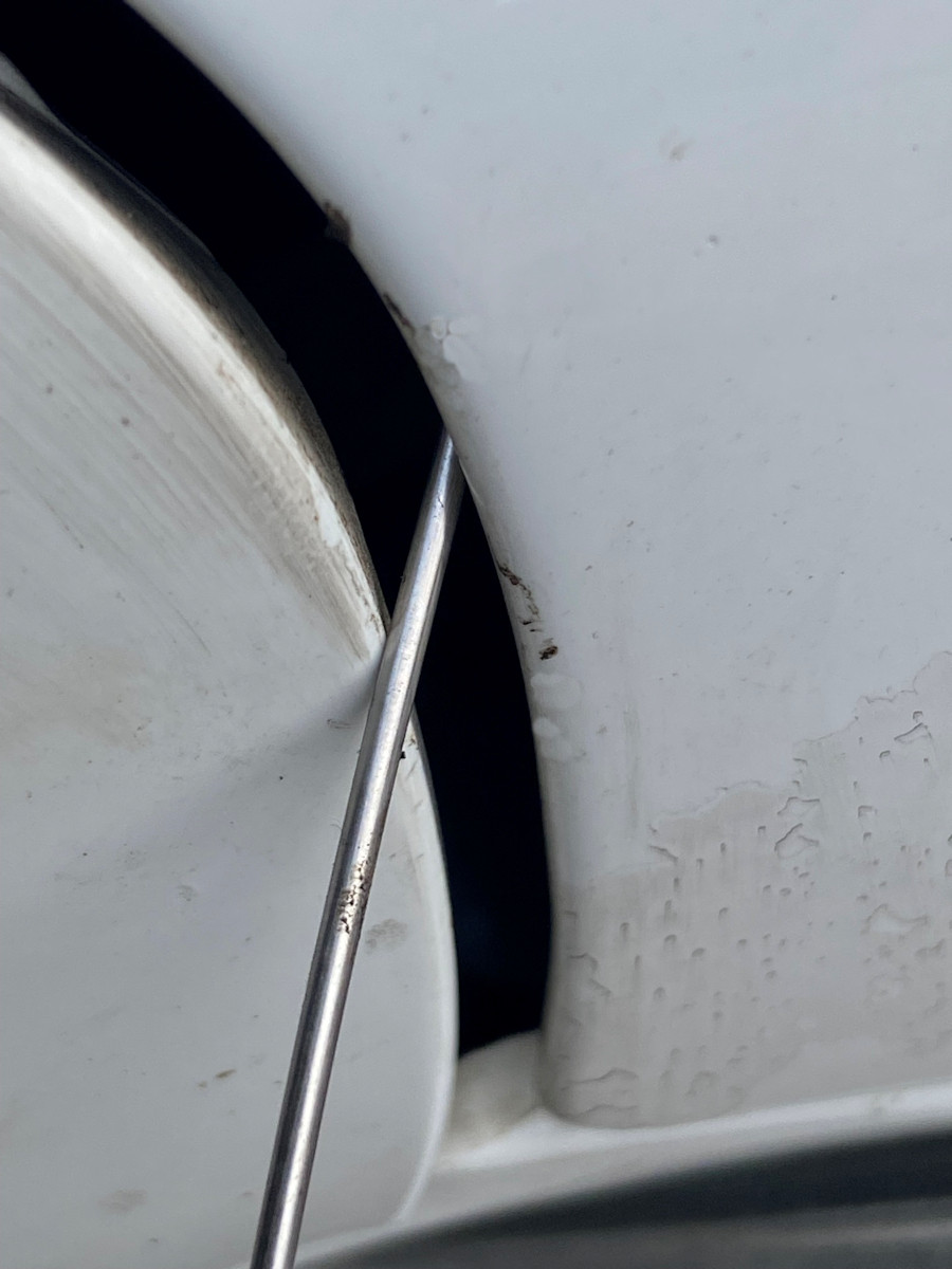 S212 (W212) BJ2011: Motorhaube klemmt, öffnen geht nicht