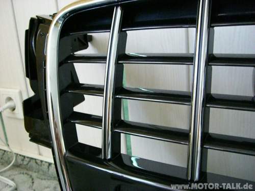 S5-grill-ohne-logo-mit-chromstreben