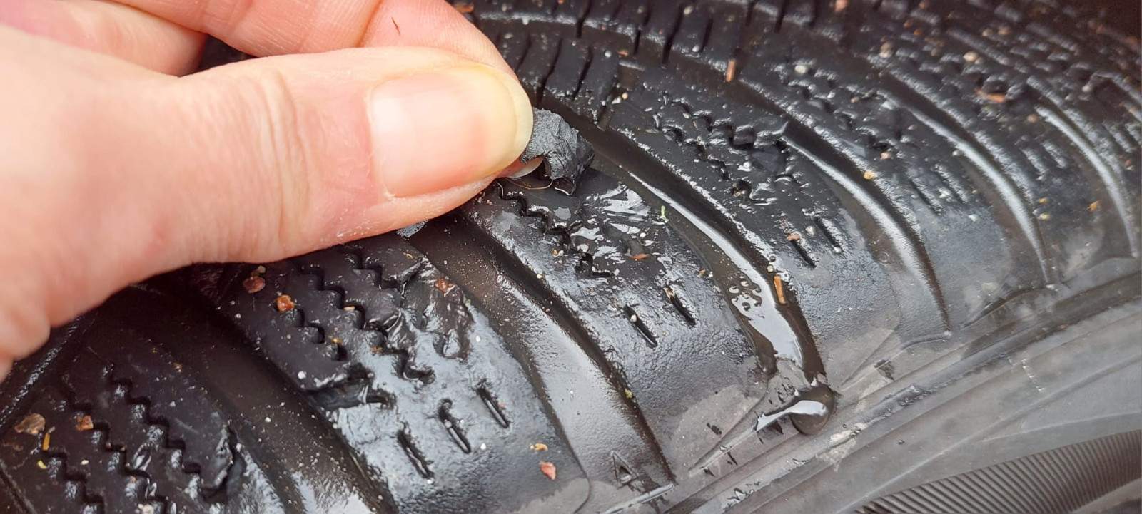 Sgezahn/Ausbrche am WR VW Polo - Startseite Forum Wissen Reifen &... |  MOTOR-TALK