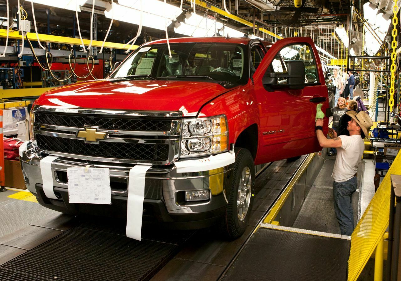 Chevrolet Silverado (Montage, 2011): Droht GM jetzt ebenfalls ein "Dieselgate"?