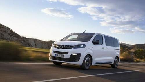 Opel Zafira Life 2019 (3)